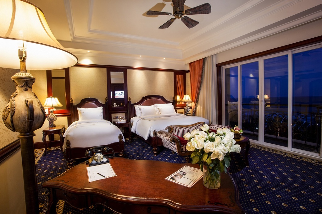 IMPERIALANTICS PACKAGE DELUXE TRIPLE SEAVIEW