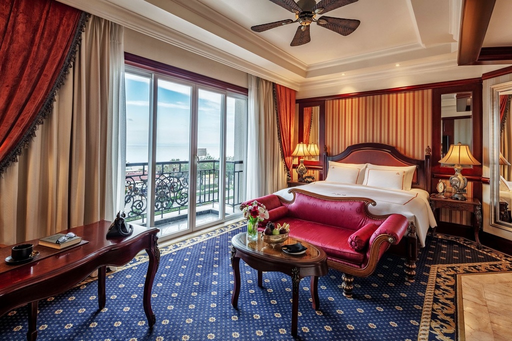Heritage Deluxe King Oceanview
