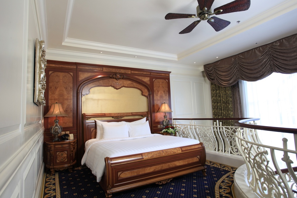 King Suite